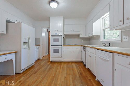 4056 Cherry Cir, Lilburn, GA 30047-5512