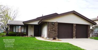 150 Fairfield Way, Hanover Park, IL 60108-1540