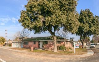 556 Phoenix Ave, Modesto, CA 95354-1752