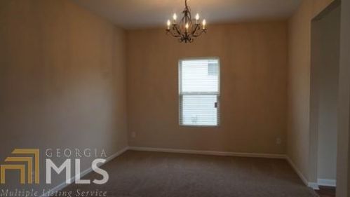 6107 Heisler St, Rex GA  30273-1588 exterior