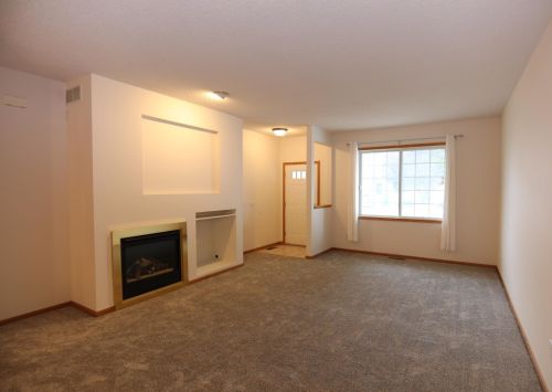 1825 111th Ave, Minneapolis MN  55449-3898 exterior