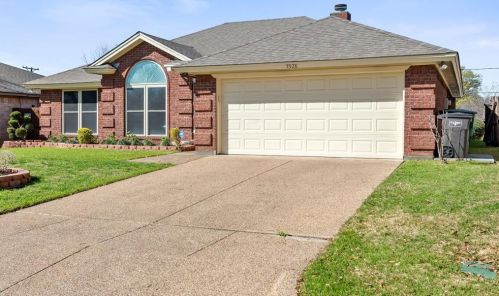 7928 Clear Brook Cir, Fort Worth, TX 76123-1336