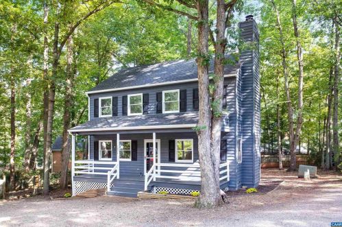 1634 Inglewood Dr, Charlottesville, VA 22901-2648
