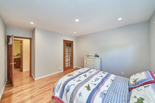 3004 Altura Ave, Glendale CA 91214-3602 exterior