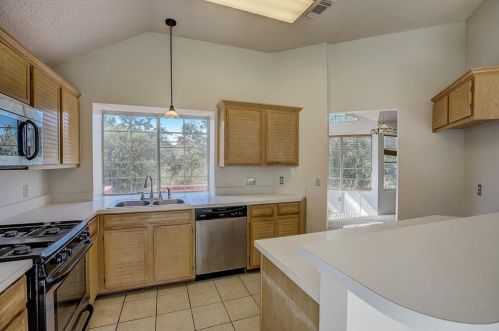 8609 Ephraim Rd, Austin, TX 78717-5415