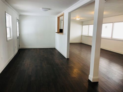 3606 Raycraft Rd, Bull Valley, IL 60098-8306