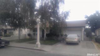 429 Daisy Ave, Lodi, CA 95240-1009