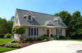 925 36th Ave, Hickory, NC 28601-8669