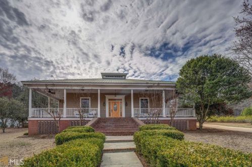 382 Hickory Ridge Rd, Jackson, GA 30233-2723