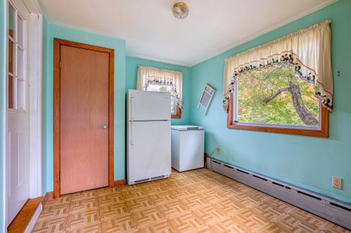287 Hampstead Rd, Derry, NH 03038-5720