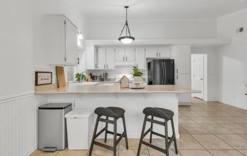 8616 Diamond Crest Ct, Elk Grove CA  95624-2848 exterior