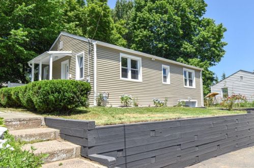 25 Jefferson Ave, Dover, NJ 07801-5503