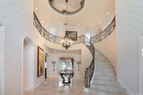 5445 Collingwood Cir, Calabasas, CA 91302-3141