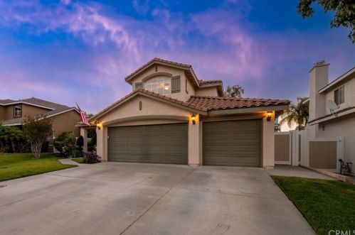 20752 Freeport Dr, Riverside CA  92508-3145 exterior