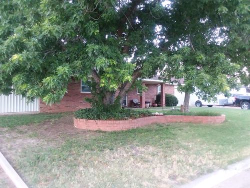 603 Cornell Ave, Fritch, TX 79036-8592