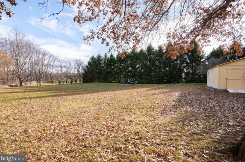 874 Pheasant Hill Rd, Summit Point WV  25446-3634 exterior