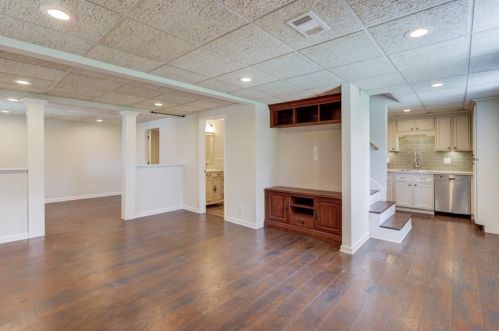 2570 Lake Capri Rd, Conyers GA  30012-3342 exterior