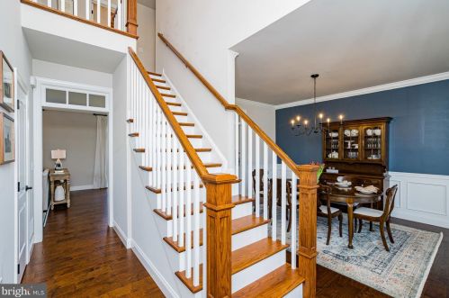 455 Greenhedge Dr, Lancaster PA  17603-7907 exterior