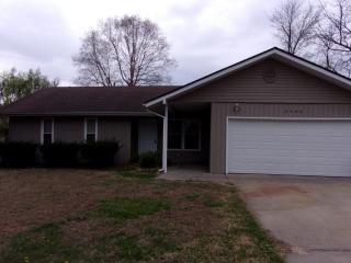 2944 Portland St, Springfield MO  65804-2018 exterior