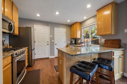 21606 Powers Pl, Aurora CO 80015-3372 exterior