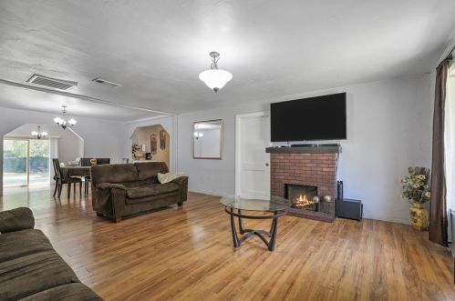 4236 Virginia Ln, Fort Worth TX  76103-3744 exterior