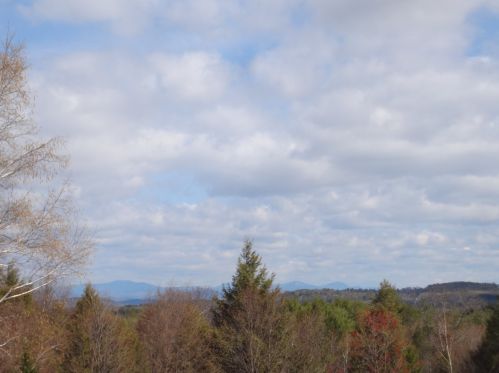 215 Mason Ct, Laconia, NH 03246-1317