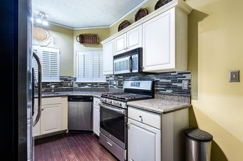 77 Fulton St, Atlanta GA  30312-2813 exterior