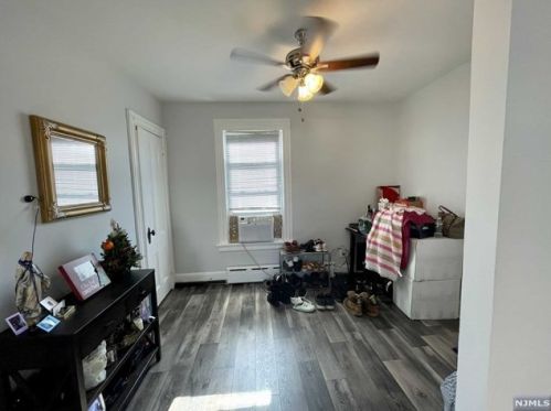 12 Dewey Ave, Paterson NJ  07512-2504 exterior