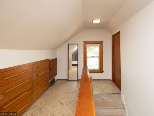 1391 Alaska Ave, Saint Paul MN  55116-2339 exterior