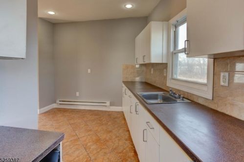 399 Riv St, Paterson NJ 07502-1012 exterior