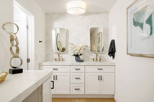 13771 Holt Ave, Santa Ana CA  92705-2662 exterior