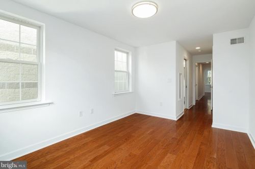 1828 12 St, Philadelphia PA 19147-4532 exterior