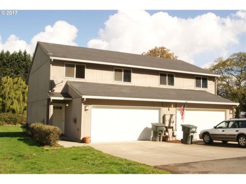 2010 46th Ave, Longview, WA 98632-5095