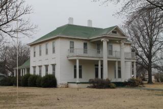500 Delaware St, Edna, KS 67342-9388