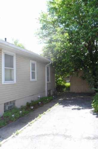 6808 Carolina Ave, Hammond IN  46323-1707 exterior