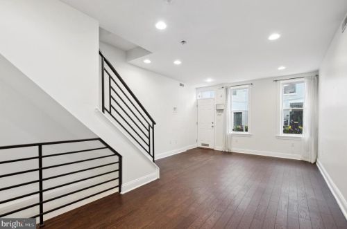 2214 Greenwich St, Philadelphia PA  19146-4207 exterior