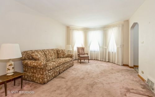 5605 New England Ave, Chicago, IL 60638-3214