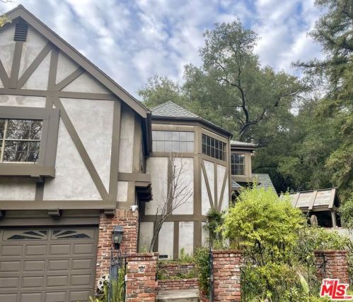 3041 Chevy Chase Dr, Glendale CA  91206-1905 exterior