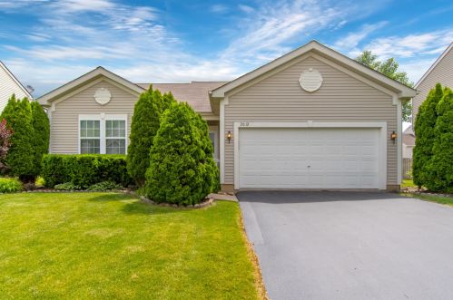 2012 Stafford St, Plainfield, IL 60586-1685