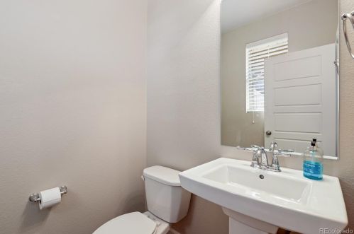 4629 Walden Ct, Denver CO 80016-1188 exterior