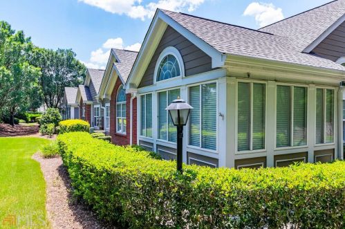 110 Vintage Club Cir, Marietta, GA 30066-3312