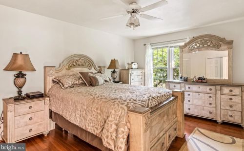 9620 Hillock Ct, Springfield VA  22015-3115 exterior