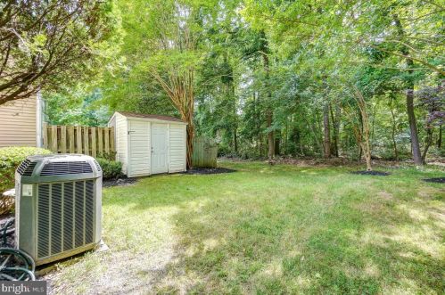 1101 Sandy Hollow Ct, Silver Spring MD 20905-6050 exterior