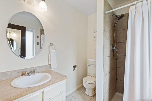 17123 Brown Cir, Aurora CO 80013-4947 exterior