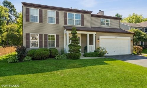 332 Greenview Dr, Bull Valley, IL 60014-7349