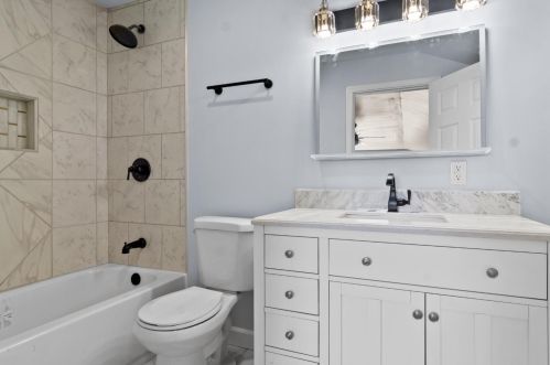 1018 Drackert St, Hammond IN 46320-2602 exterior