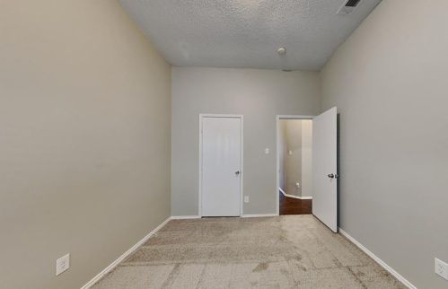 1031 Streamside Dr, Cedar Hill TX 75104-6221 exterior