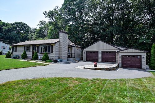 52 Mary Ln, Vernon, CT 06066-2814