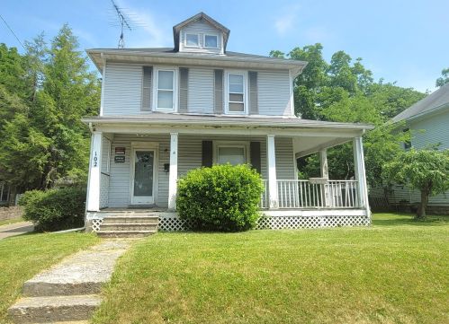102 Cassilly St, Springfield, OH 45504-2212