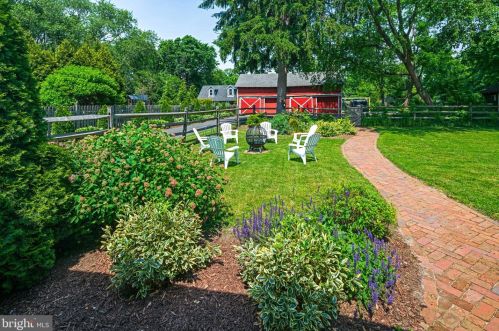 59 Potter St, Tavistock NJ 08033-1312 exterior